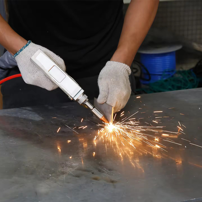 Industrial Grade Laser - Mesin Las Laser Genggam Multi Fungsi