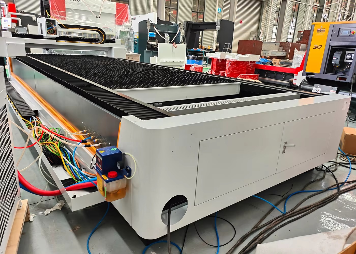 Mesin Pemotong Laser Serat CNC - Industrial Laser Metal Cutting Machine ulasan dan harga